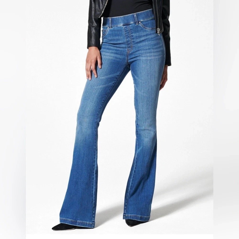 Spanx Flare Jeans Large Regular Vintage Indigo Pull-On Slimming 20456R